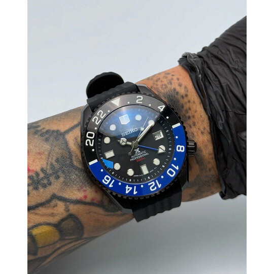 Custom Seiko Mod • Black MarineMaster300 Batman GMT • 44mm